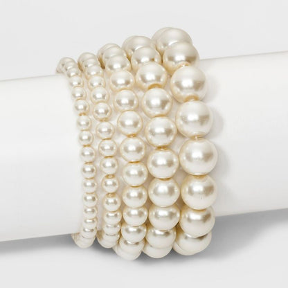 Old Money Pearls Bracelet